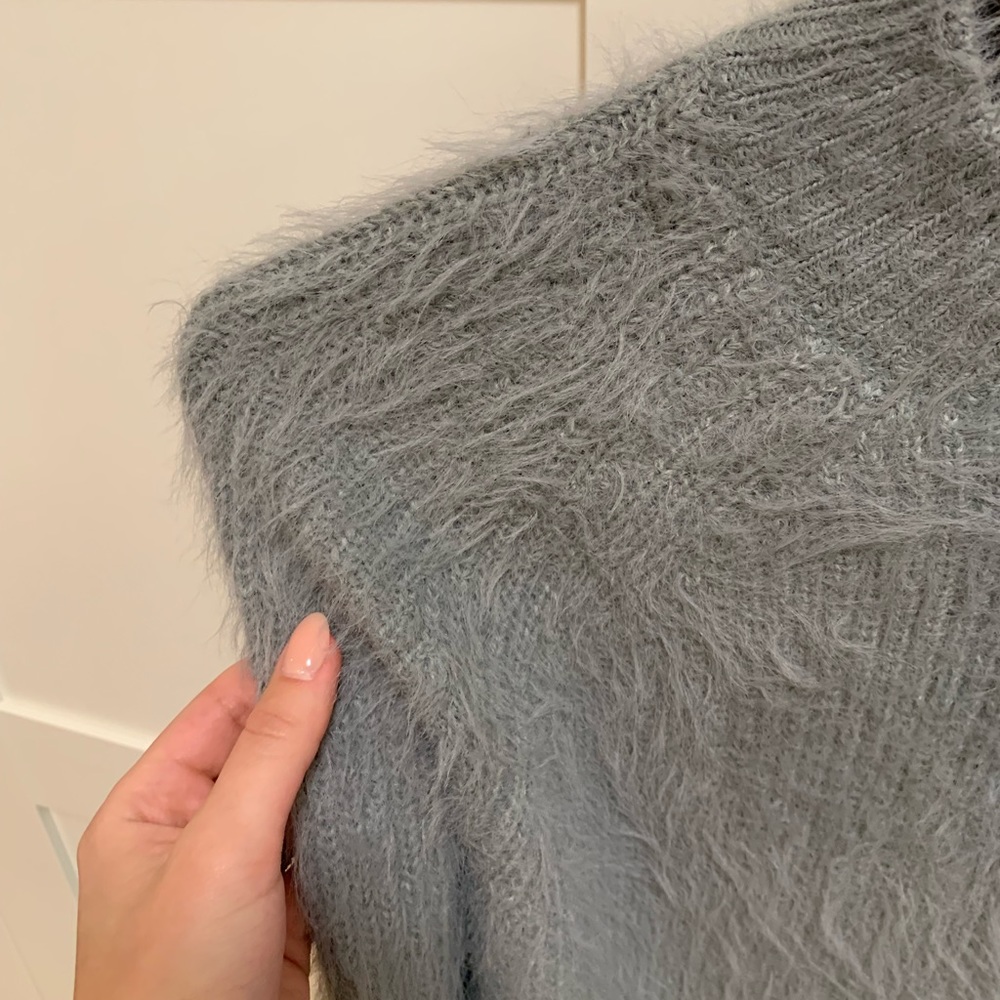 Mohair gray mock neck sweater - Picture 6 of 6
